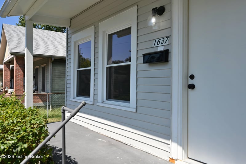 1637 W Oak St, Louisville, KY 40210
