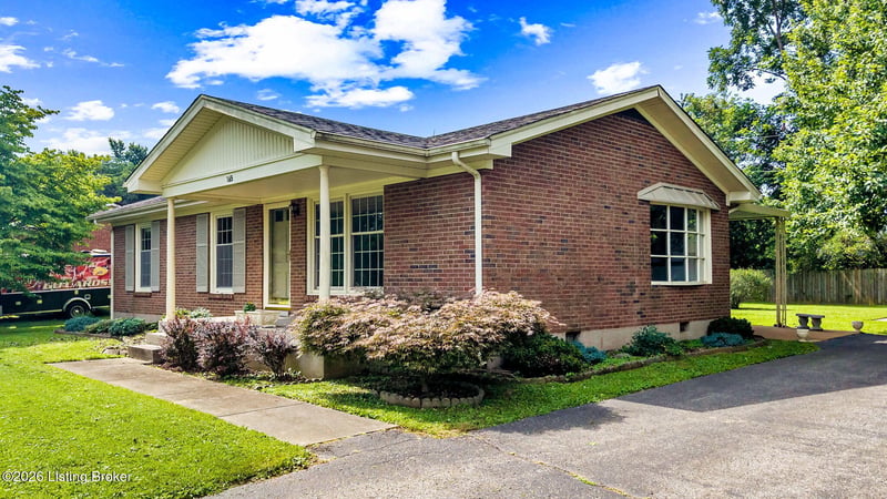 165 Wyndingbrook Dr, Shepherdsville, KY 40165