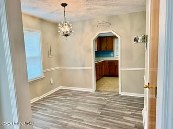 1650 Bardstown Rd, Hodgenville, KY 42748
