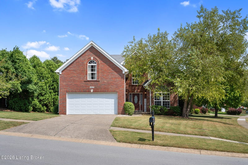 16513 Taunton Vale Rd, Louisville, KY 40245