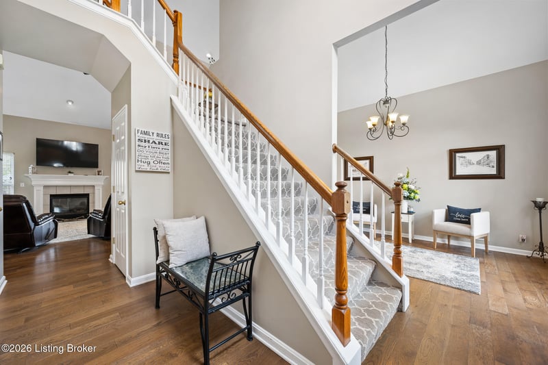 16513 Taunton Vale Rd, Louisville, KY 40245