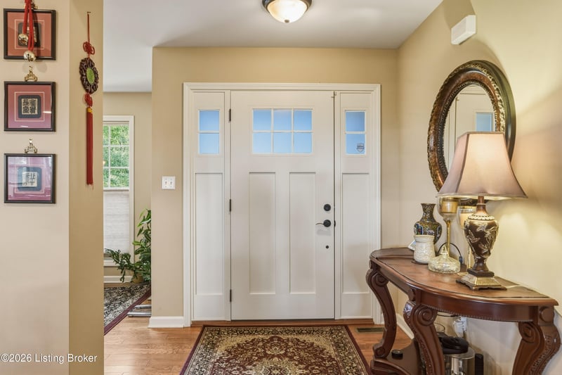 166 Grand Central Dr, Simpsonville, KY 40067