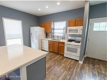 1664 Hale Ave, Louisville, KY 40210