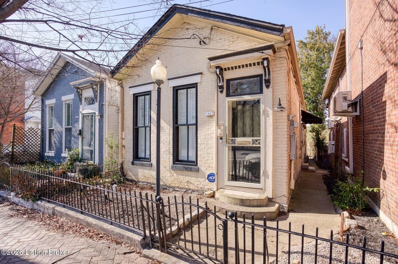 1667 Story Ave, Louisville, KY 40206