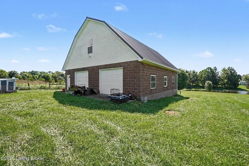 1695 Aiken Rd, Shelbyville, KY 40065