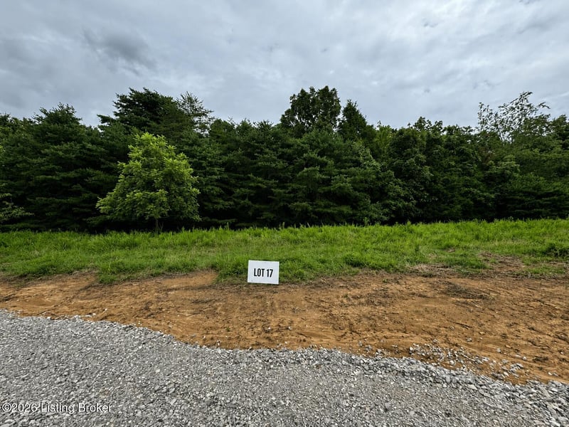 17 Freedom Estate Rd, Clarkson, KY 42726