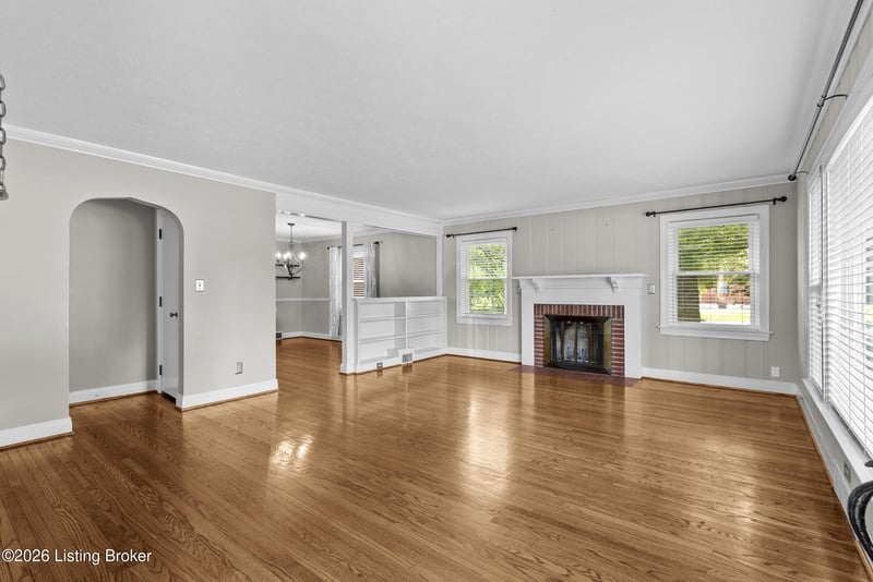 17 Narwood Dr, Louisville, KY 40299