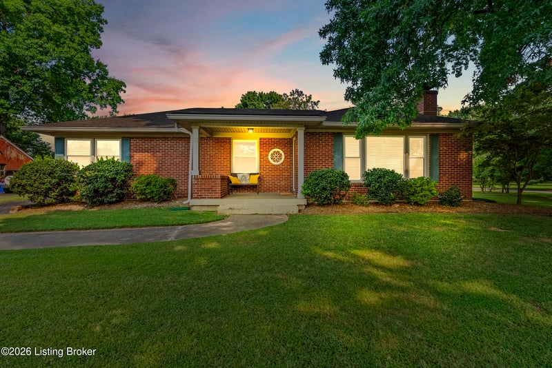 17 Narwood Dr, Louisville, KY 40299