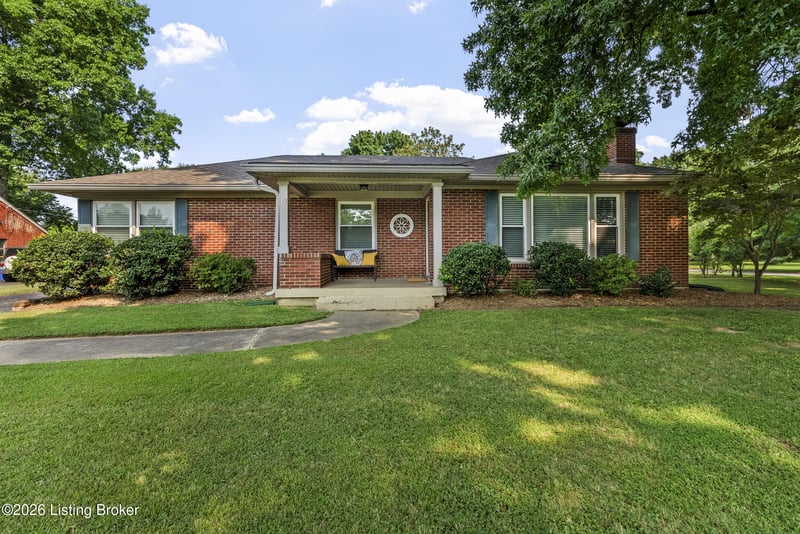 17 Narwood Dr, Louisville, KY 40299