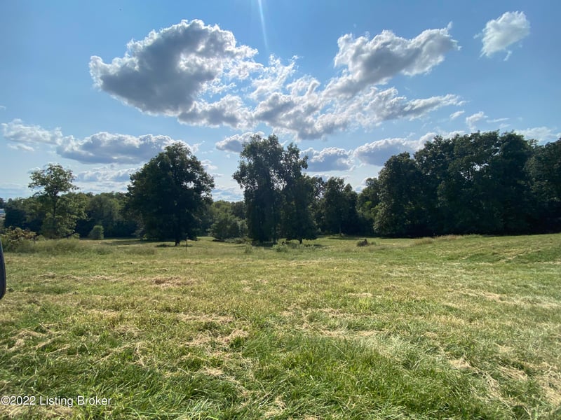 17 Tivitt Ln, Hardinsburg, KY 40143