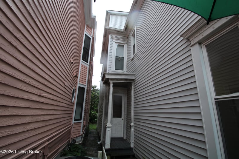 1700 Rosewood Ave, Louisville, KY 40204