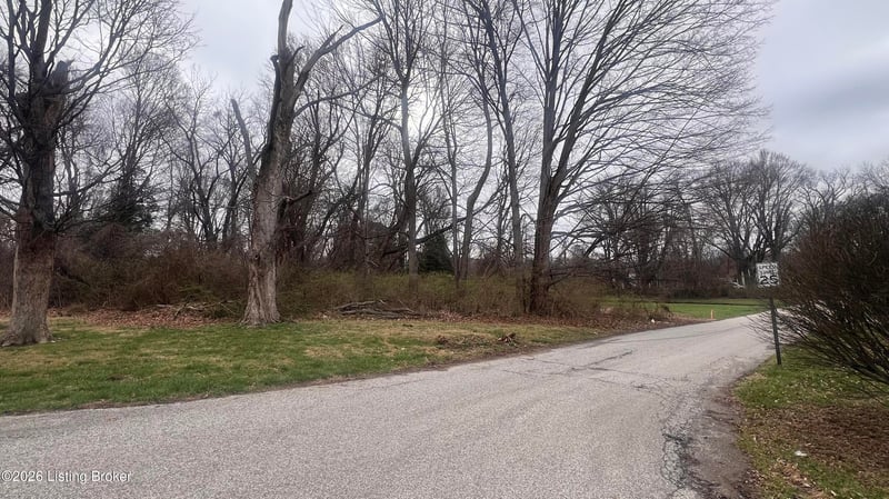 1700 Sanders Ln, Louisville, KY 40216