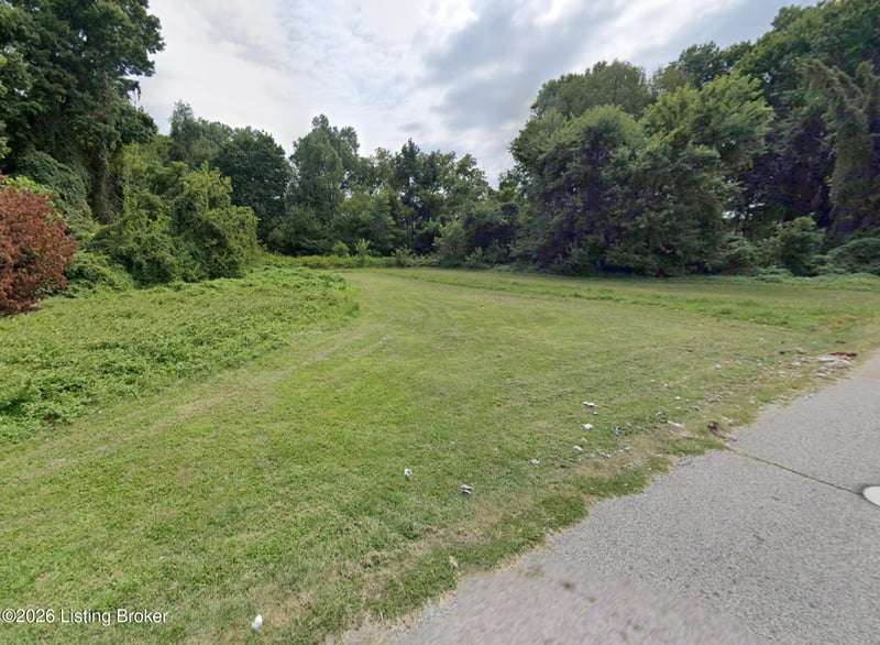 1700 Sanders Ln, Louisville, KY 40216
