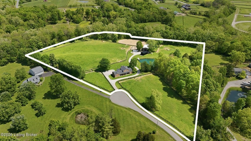 1701 Acorn Ln, La Grange, KY 40031