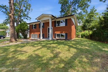 1702 Beaumont Dr, Clarksville, IN 47129