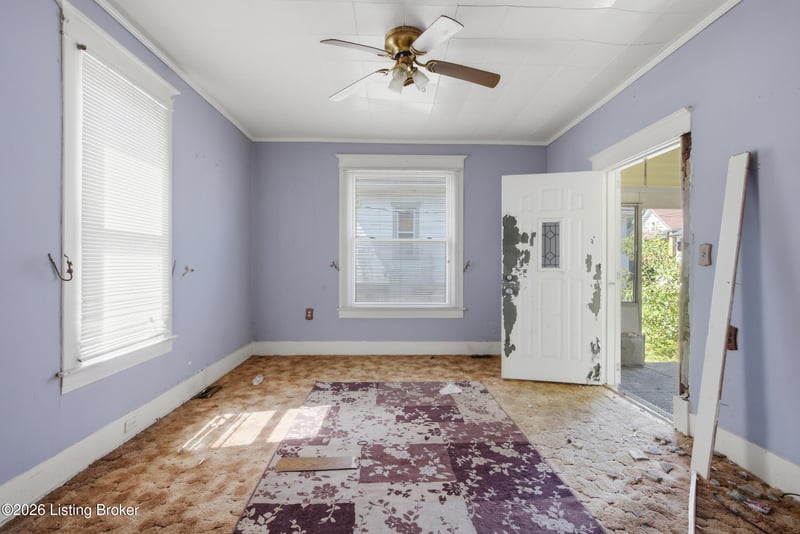 1703 Lee Ct, Louisville, KY 40217