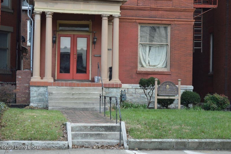 1703 S 4th St, Louisville, KY 40208