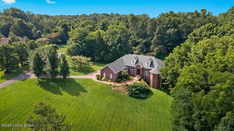 17106 Deer Crossing Trl, Louisville, KY 40023