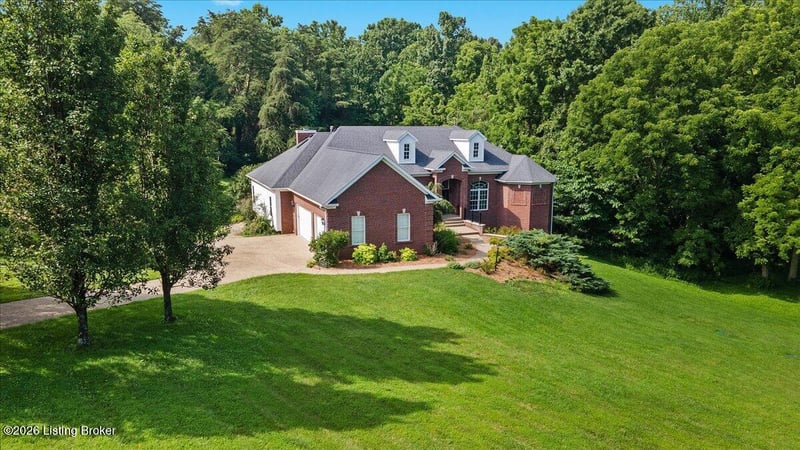 17106 Deer Crossing Trl, Louisville, KY 40023