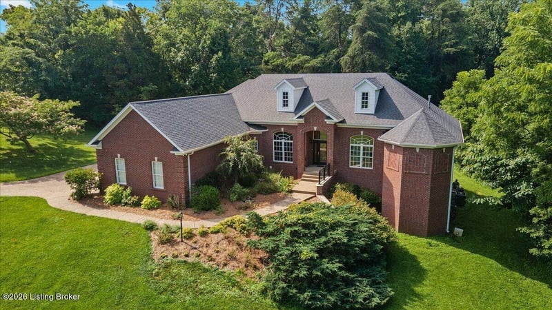 17106 Deer Crossing Trl, Louisville, KY 40023