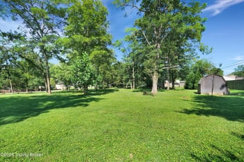 1711 Crestview Dr, La Grange, KY 40031