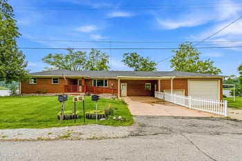 1712 Bass Cir, La Grange, KY 40031