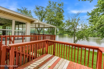 1712 Bass Cir, La Grange, KY 40031