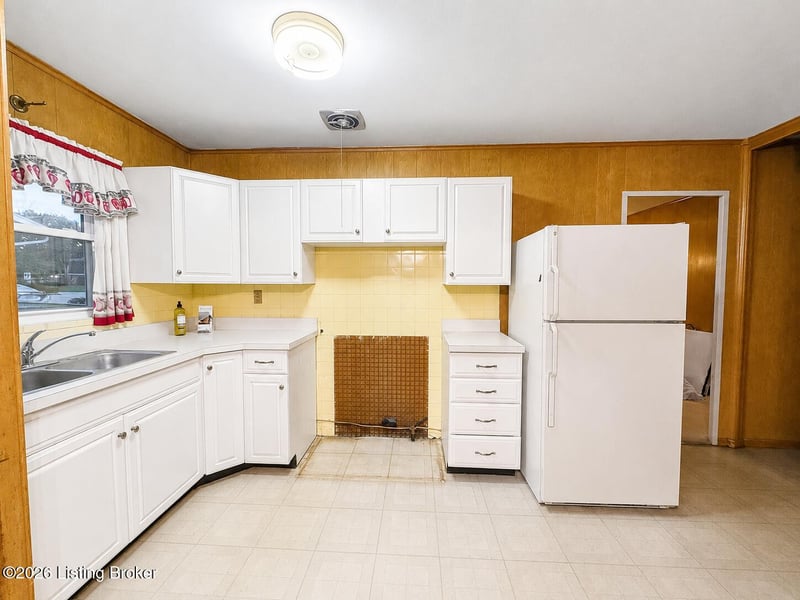 1713 Millgate Rd, Louisville, KY 40223