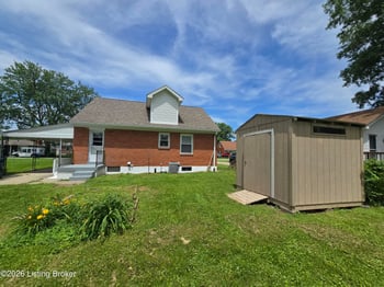 1714 Colony Ct, Louisville, KY 40216