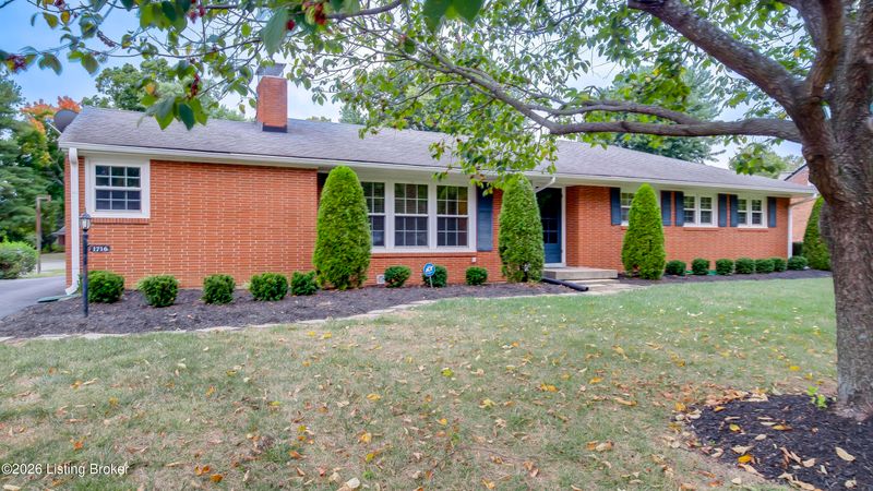 1716 Devondale Dr, Louisville, KY 40222
