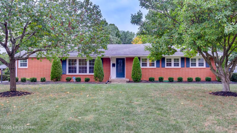 1716 Devondale Dr, Louisville, KY 40222