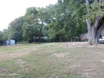 172 Lisa Dr, Shepherdsville, KY 40165