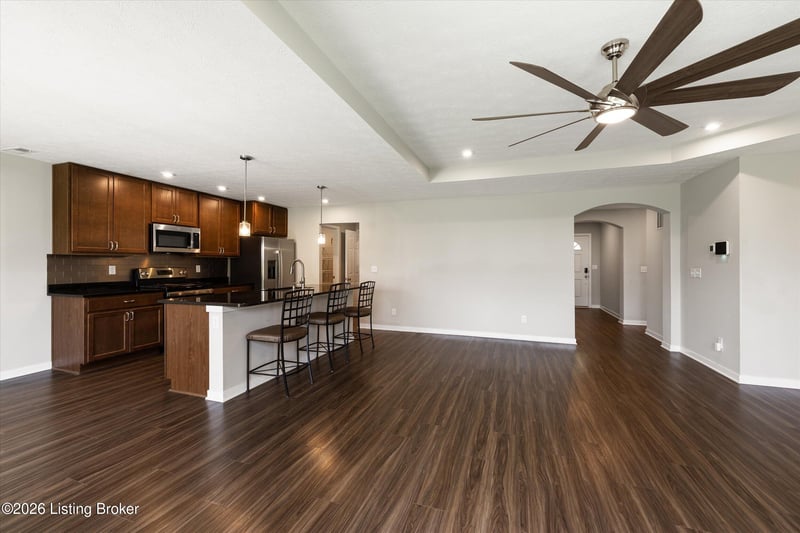 172 Sienna Dr, Shepherdsville, KY 40165