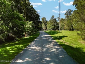 17206 Creek Ridge Rd, Louisville, KY 40245