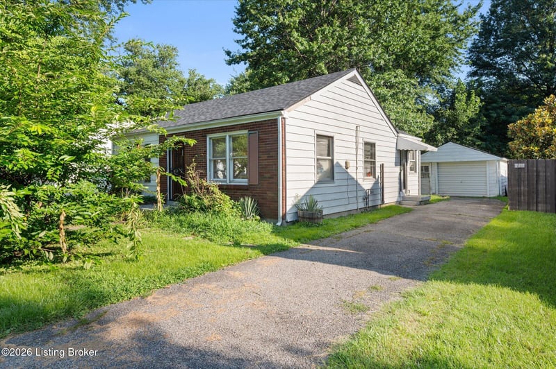 1721 Glenview Pl, Louisville, KY 40216