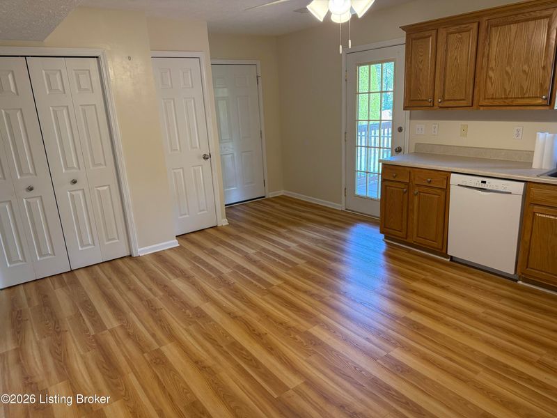1734 Holly Ct, Radcliff, KY 40160