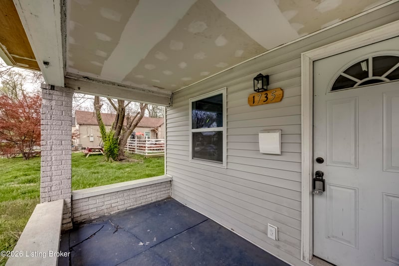 1735 W Ormsby Ave, Louisville, KY 40210
