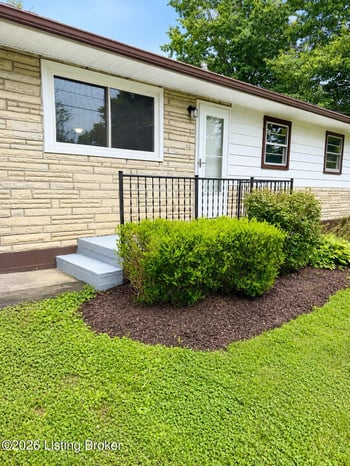 1740 Cherry Ln, Shelbyville, KY 40065
