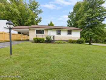 1740 Cherry Ln, Shelbyville, KY 40065