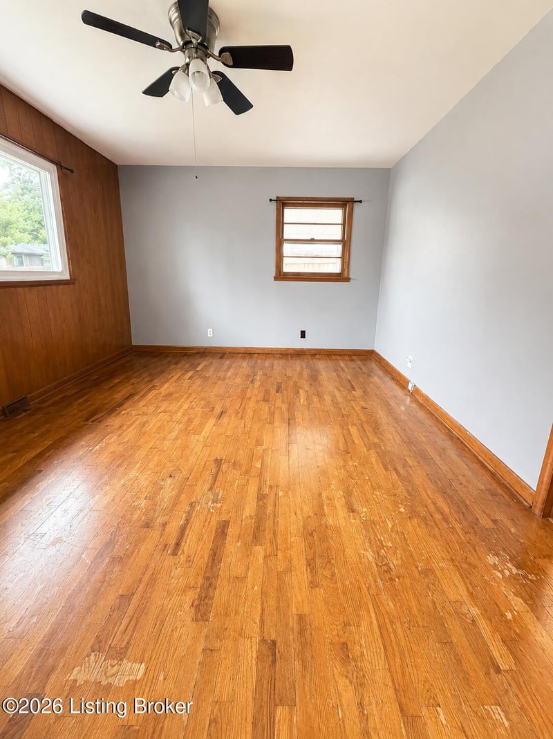 1740 Cherry Ln, Shelbyville, KY 40065