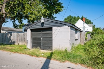1746 E Spring St, New Albany, IN 47150