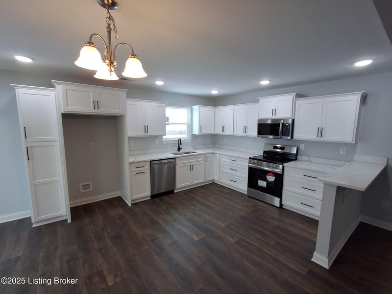 175 Melrose Pl, Mt Washington, KY 40047