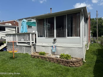 175 Prairie Dr, Louisville, KY 40229