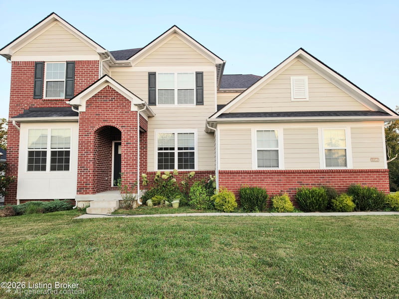 17505 Shakes Creek Dr, Fisherville, KY 40023