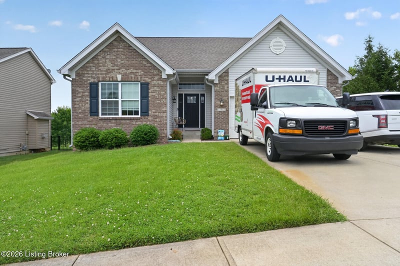 17512 Stallion Way, Louisville, KY 40245