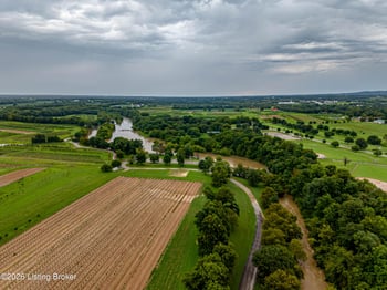 176 Blossom Cir, Shelbyville, KY 40065