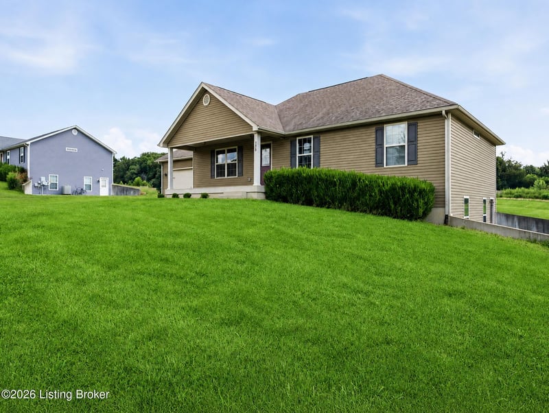 176 Graceland Trl, Elizabethtown, KY 42701
