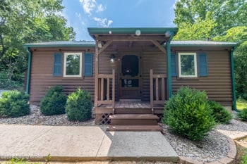 176 Little Cabin Ln, Falls Of Rough, KY 40119
