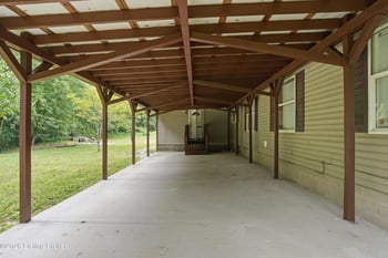 1761 Wonderland Rd, Upton, KY 42784