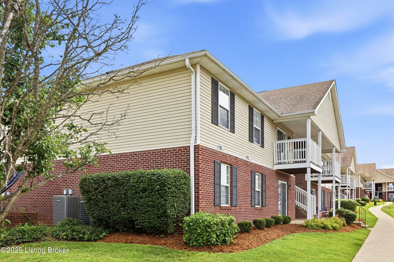 177 Central Blvd, Mt Washington, KY 40047